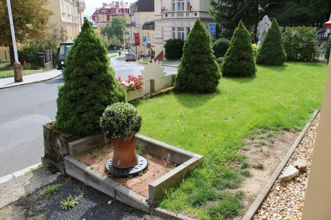 Milano Hostel Marianske Lazne Bagian luar foto