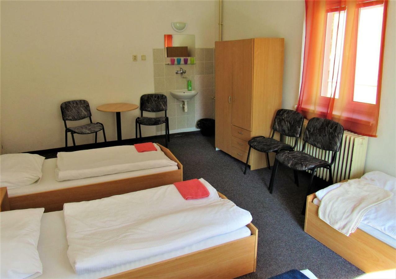 Milano Hostel Marianske Lazne Bagian luar foto